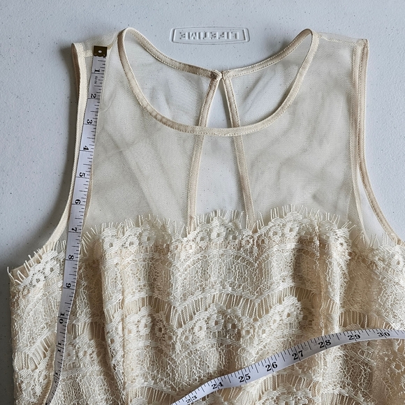 En Creme From Nordstrom Cream Lace Sheer Midi Dress NWT - Picture 16 of 16